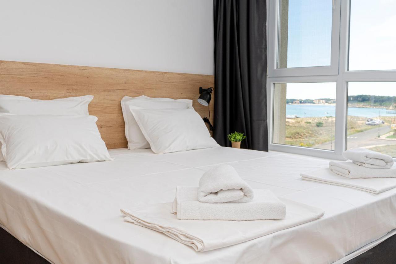 Aparthotel بريمورسكو المظهر الخارجي الصورة