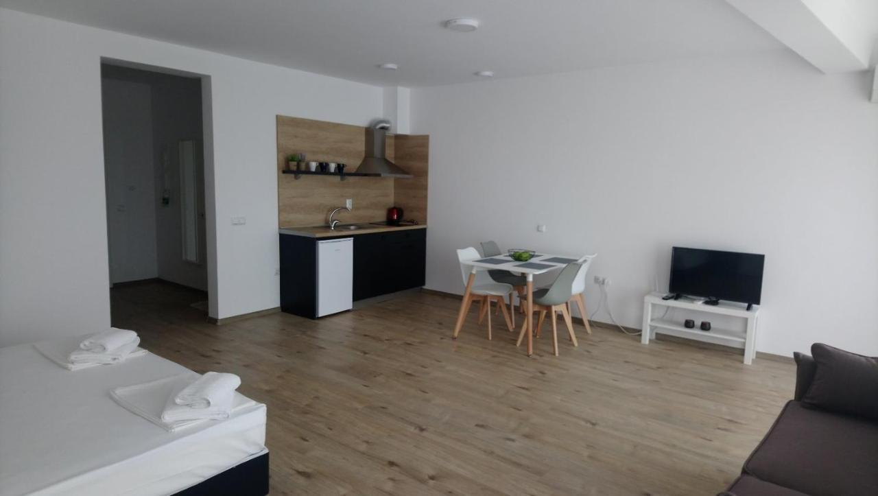 Aparthotel بريمورسكو المظهر الخارجي الصورة