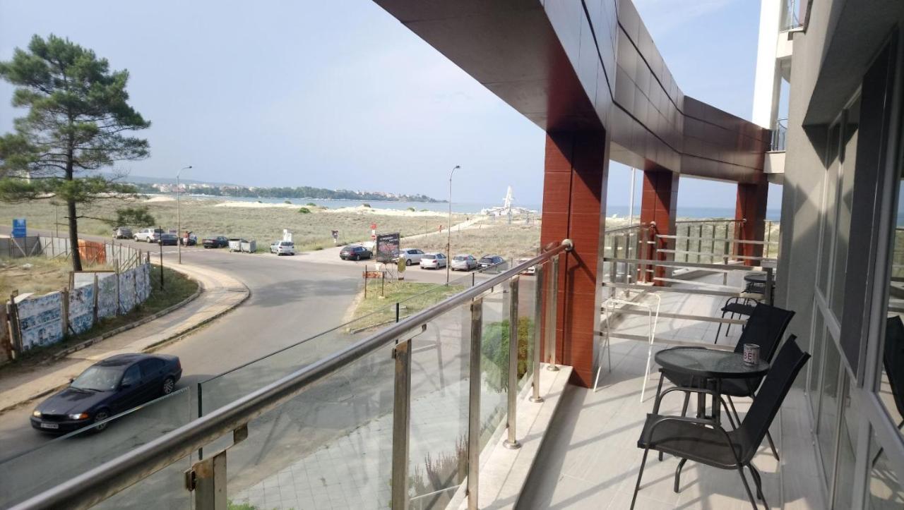 Aparthotel بريمورسكو المظهر الخارجي الصورة