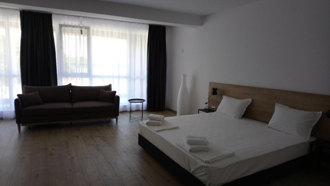 Aparthotel بريمورسكو المظهر الخارجي الصورة