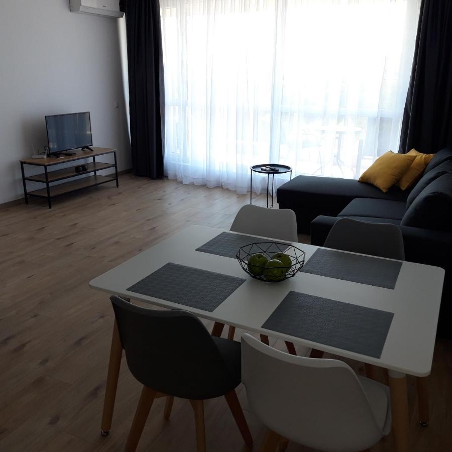 Aparthotel بريمورسكو المظهر الخارجي الصورة