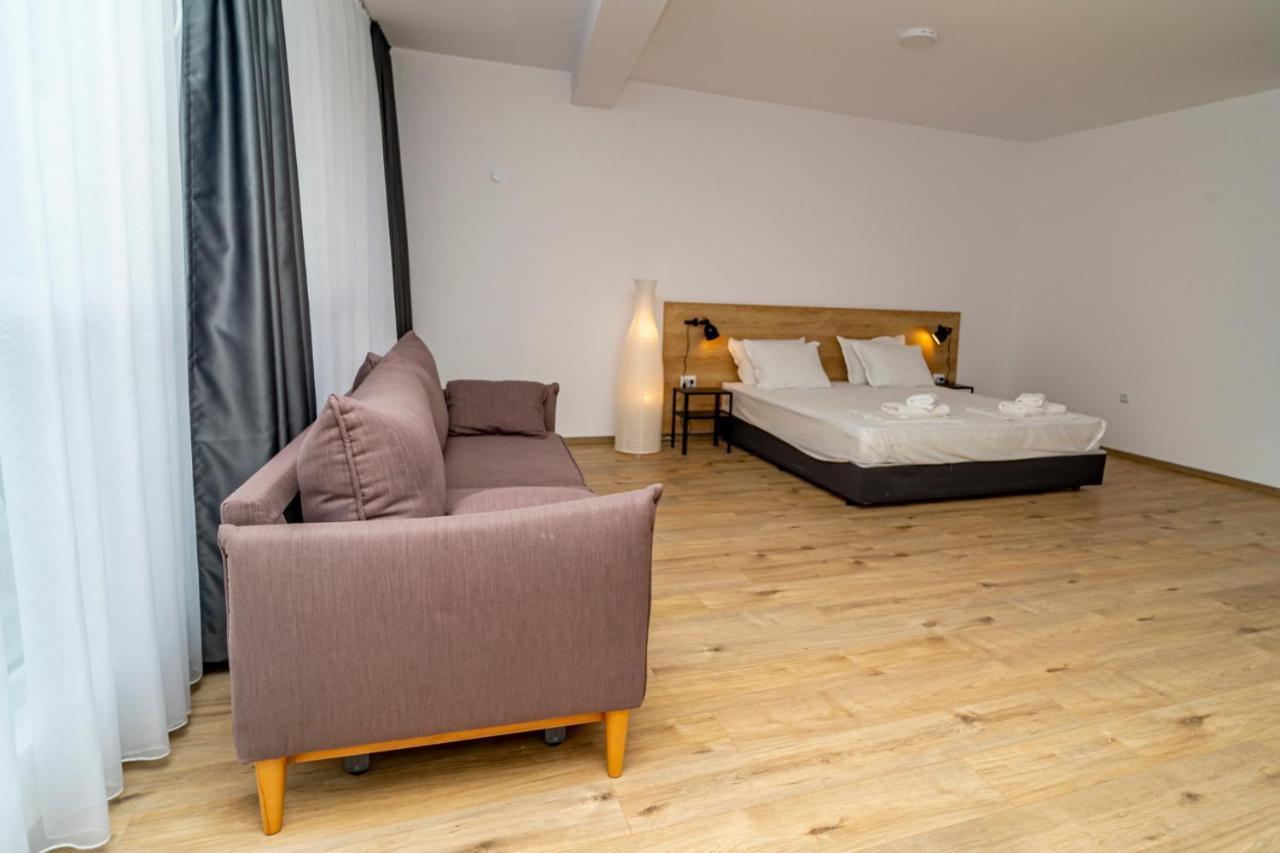 Aparthotel بريمورسكو المظهر الخارجي الصورة