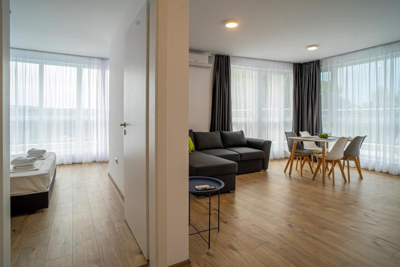 Aparthotel بريمورسكو المظهر الخارجي الصورة