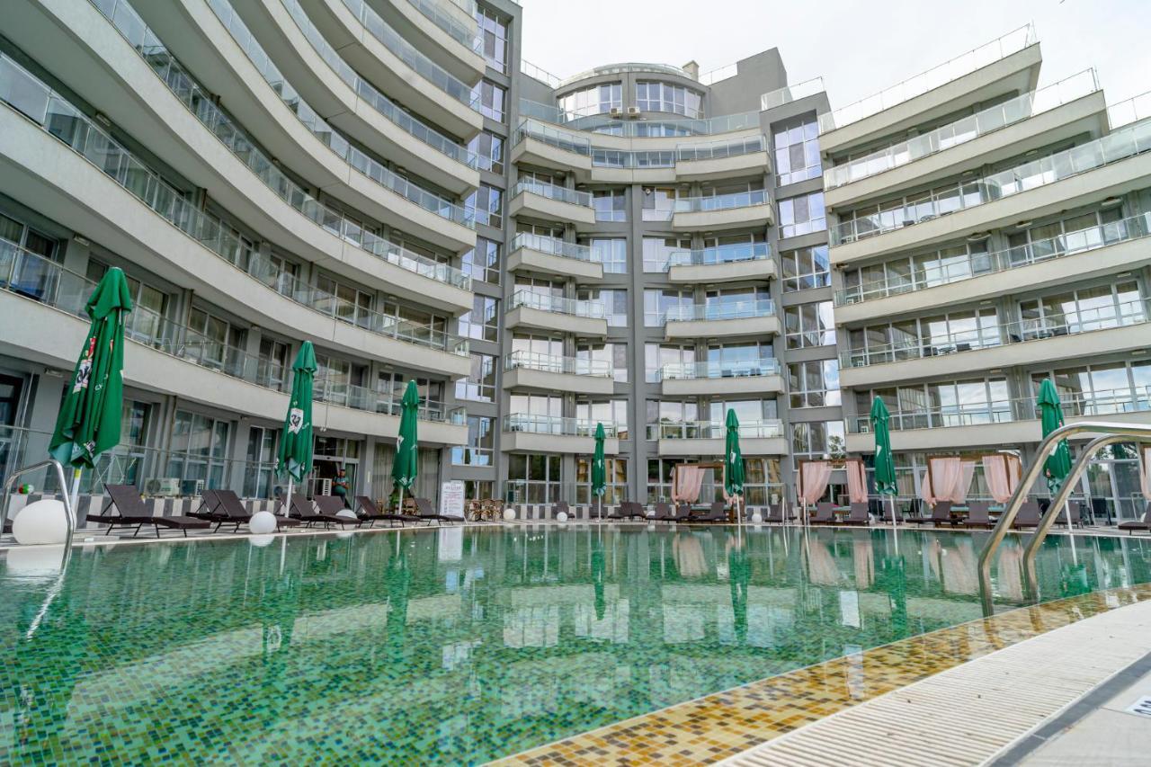 Aparthotel بريمورسكو المظهر الخارجي الصورة