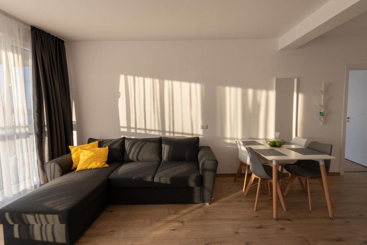 Aparthotel بريمورسكو المظهر الخارجي الصورة